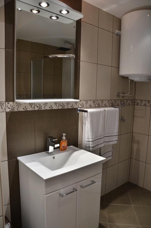 Apartment Arena White Belgrád Szoba fotó